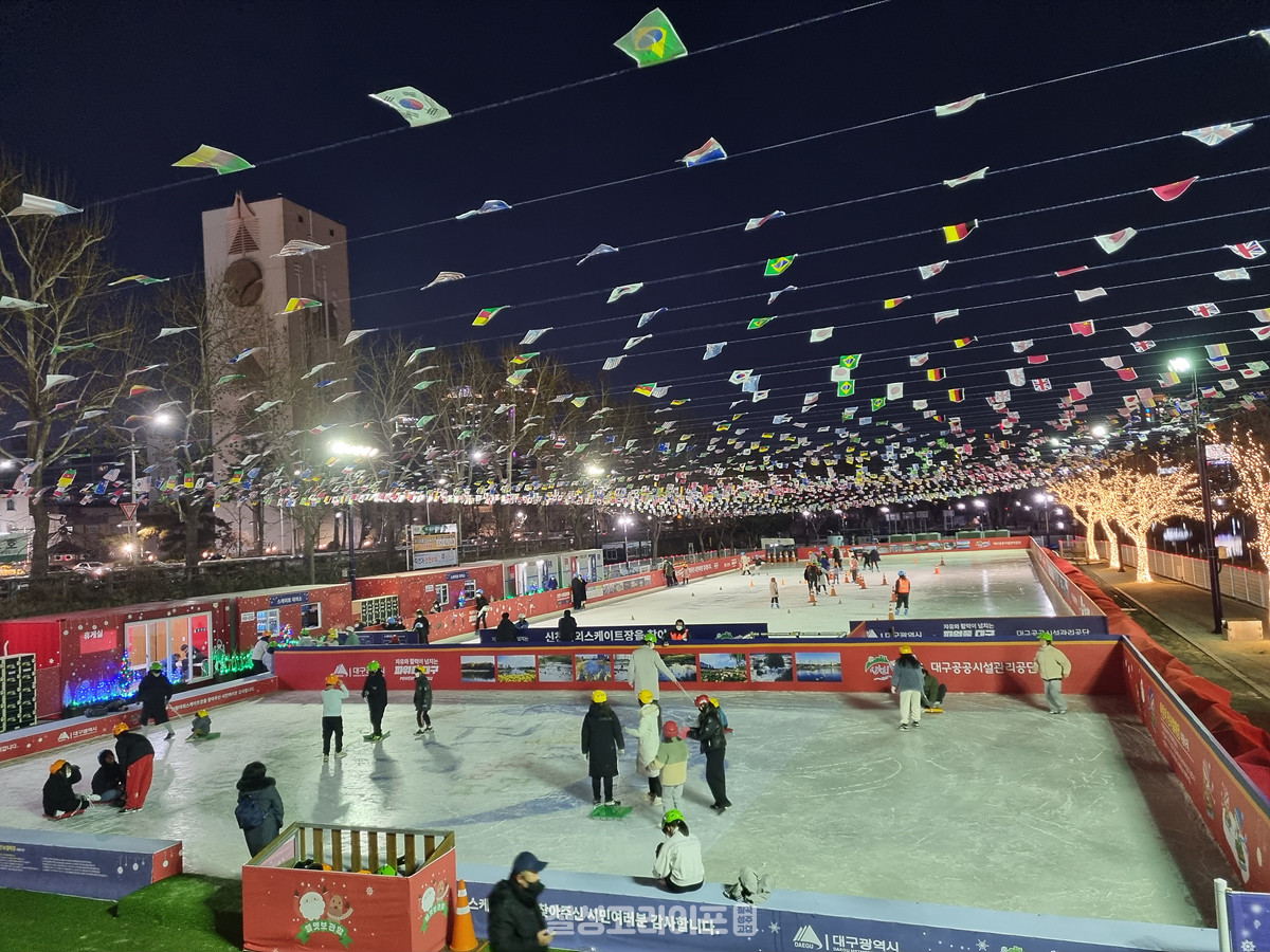 대구시 신천 야외 스케이트장 휴장일 없이 무료로 운영