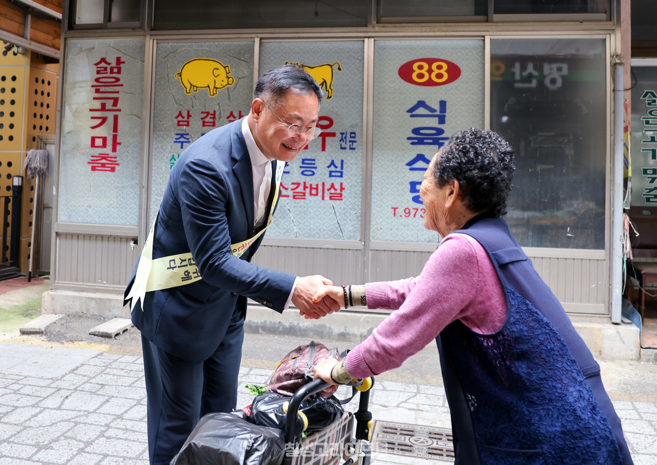 칠곡군, 추석 명절 전통시장 장보기 ‧ 물가 안정 캠페인 실시